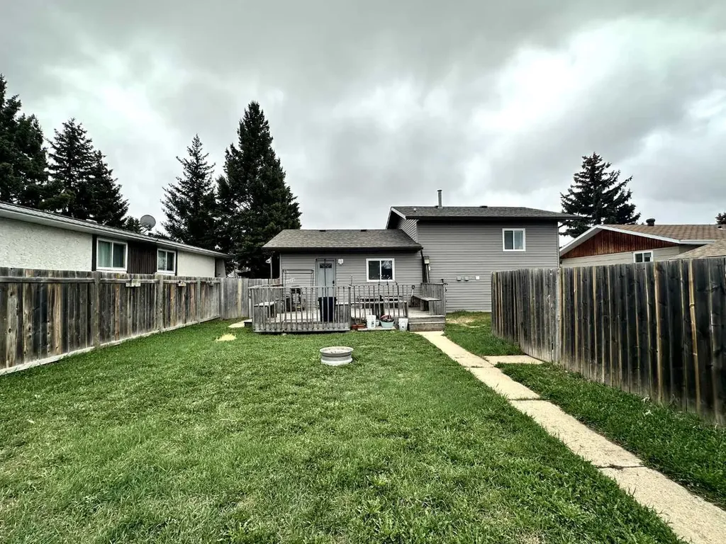 1634 5a Street Wainwright AB T9W1J5
