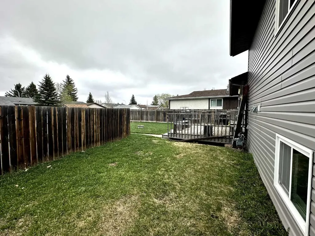 1634 5a Street Wainwright AB T9W1J5