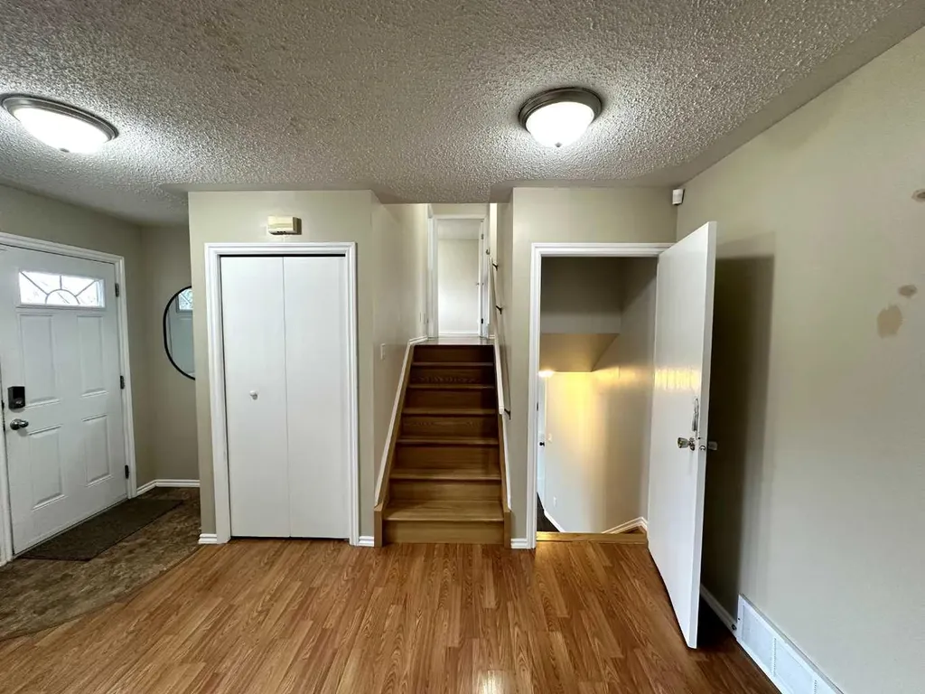 1634 5a Street Wainwright AB T9W1J5