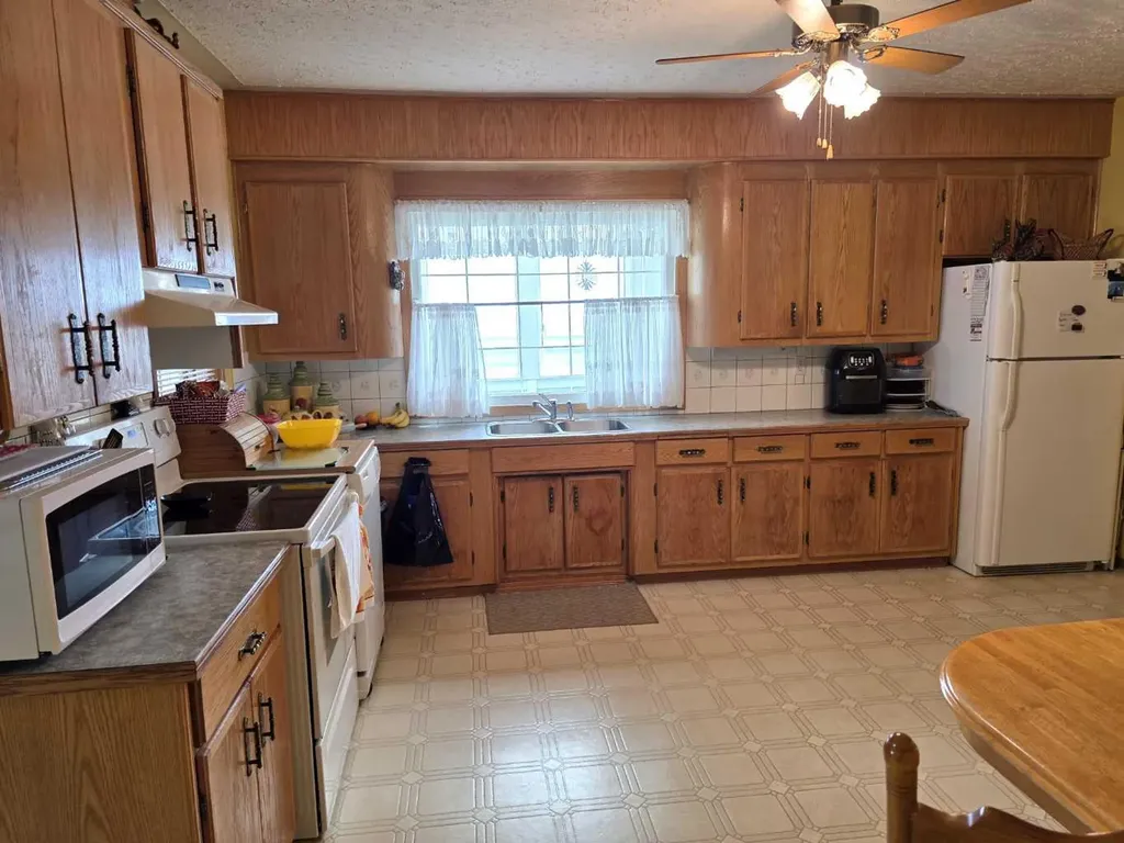 95070 Range Road 18-3 Rural Taber M.d. Of AB T0K 0R0