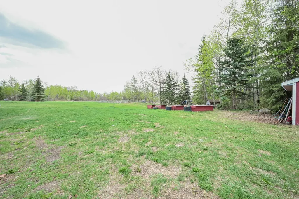 31050 43 Highway Bezanson AB T0H 0G0