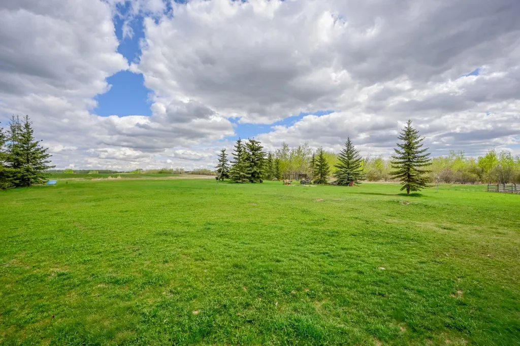 31050 43 Highway Bezanson AB T0H 0G0