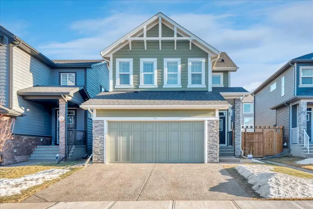 81 Legacy Woods Place SE Calgary AB T2X 2B5