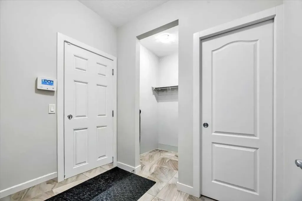 81 Legacy Woods Place SE Calgary AB T2X 2B5