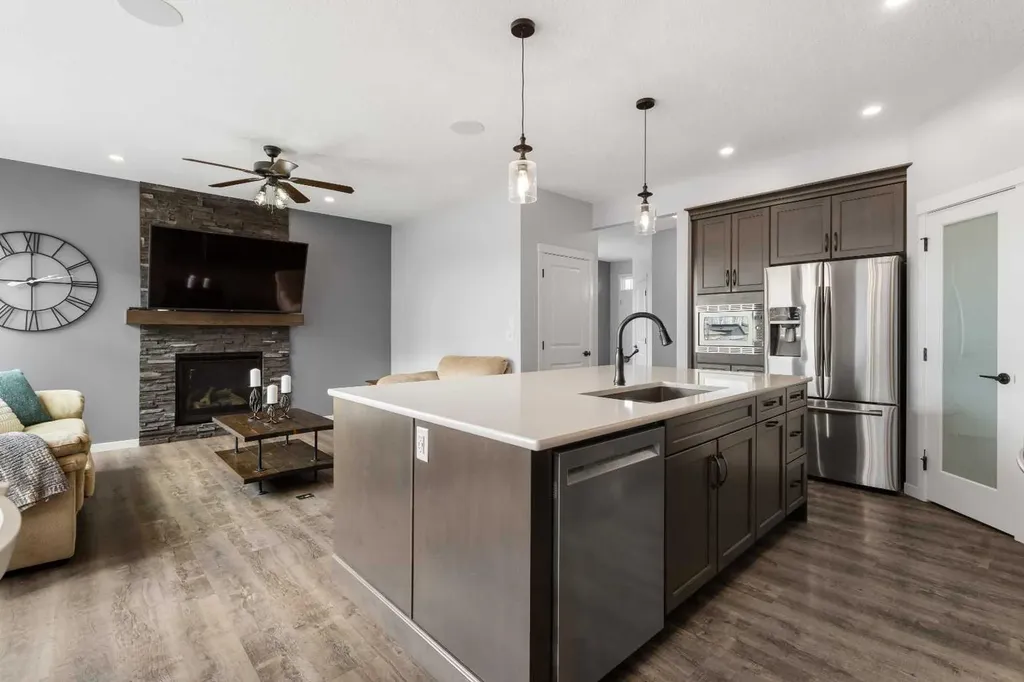 92 Sage Bluff Way NW Calgary AB T3R 1T4