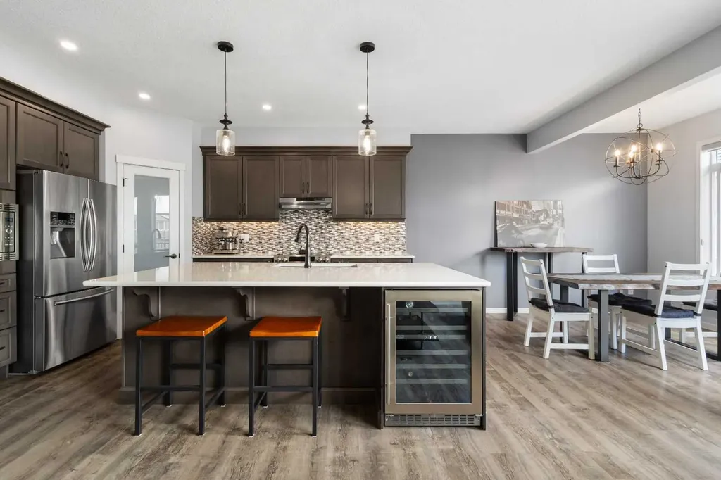 92 Sage Bluff Way NW Calgary AB T3R 1T4