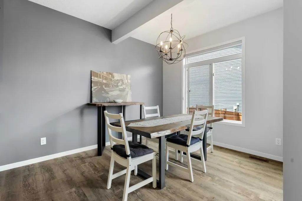 92 Sage Bluff Way NW Calgary AB T3R 1T4