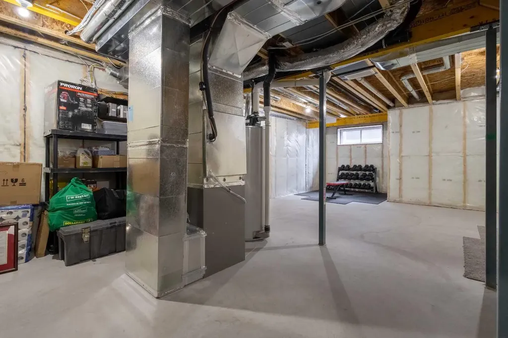 92 Sage Bluff Way NW Calgary AB T3R 1T4