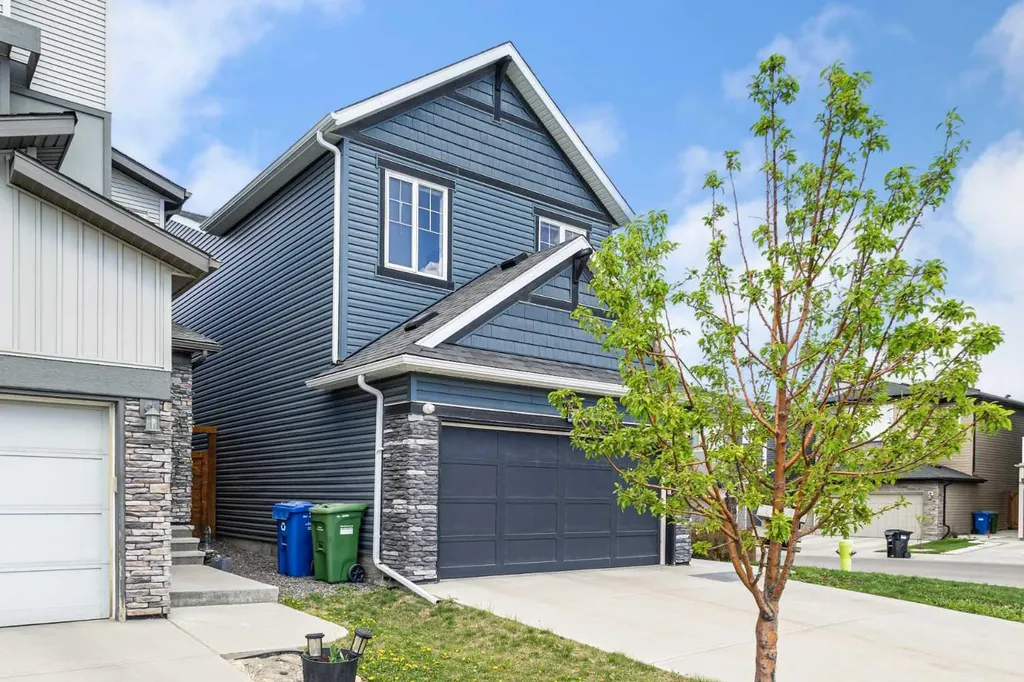 92 Sage Bluff Way NW Calgary AB T3R 1T4