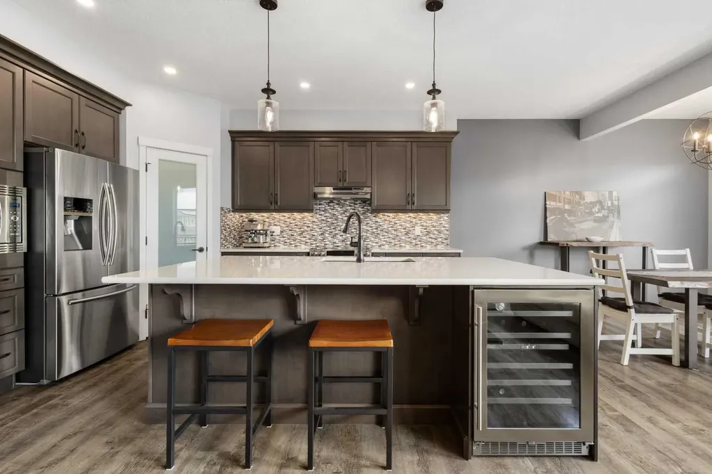 92 Sage Bluff Way NW Calgary AB T3R 1T4