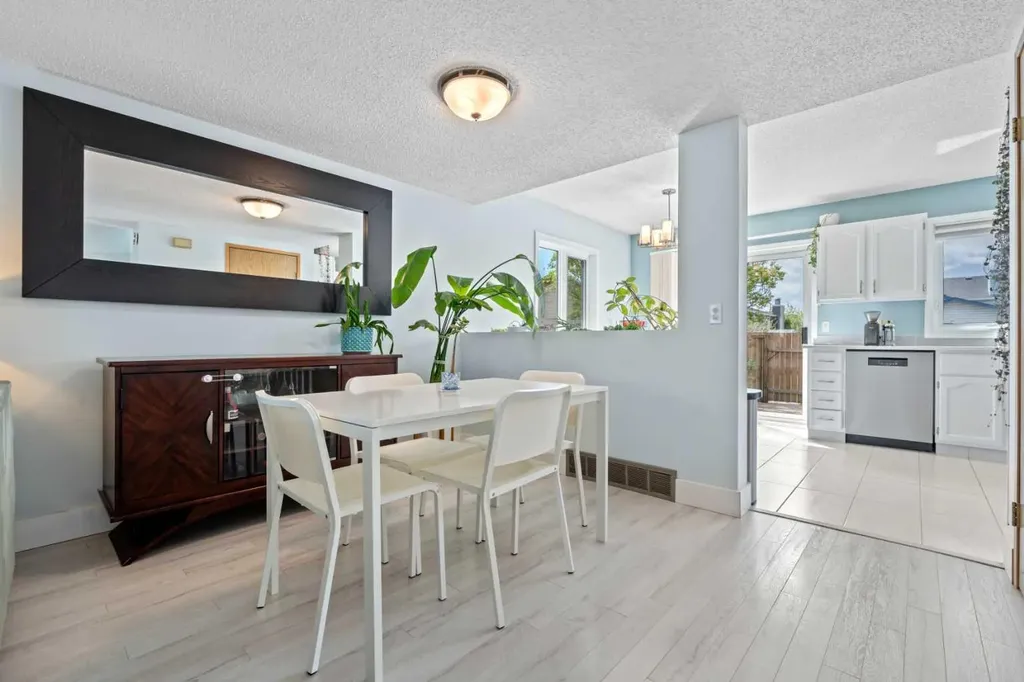 63 Falmere Way NE Calgary AB T3J 2Y7