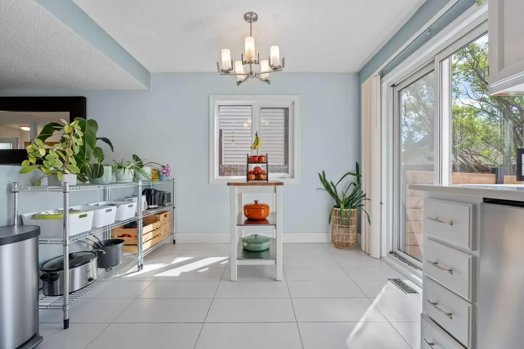 63 Falmere Way NE Calgary AB T3J 2Y7