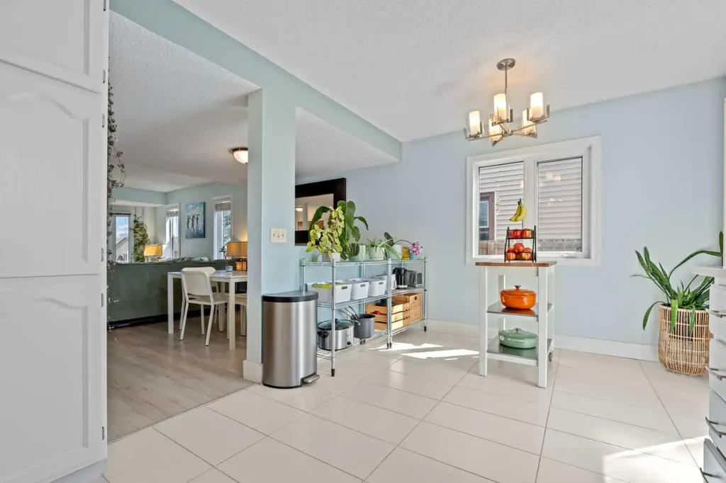 63 Falmere Way NE Calgary AB T3J 2Y7