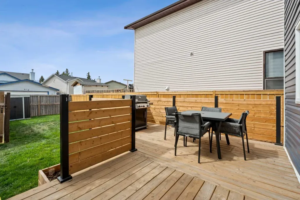63 Falmere Way NE Calgary AB T3J 2Y7