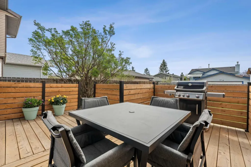 63 Falmere Way NE Calgary AB T3J 2Y7