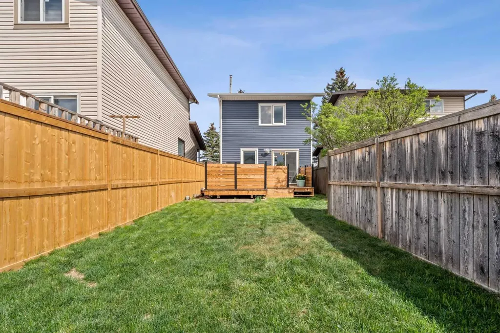 63 Falmere Way NE Calgary AB T3J 2Y7