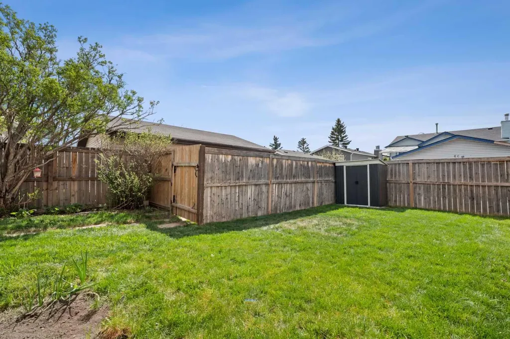 63 Falmere Way NE Calgary AB T3J 2Y7