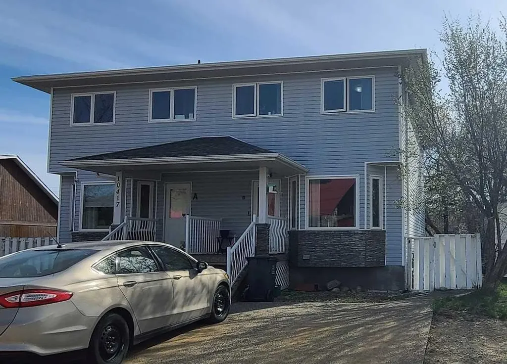 10417 89 Street Peace River AB T8S1N9