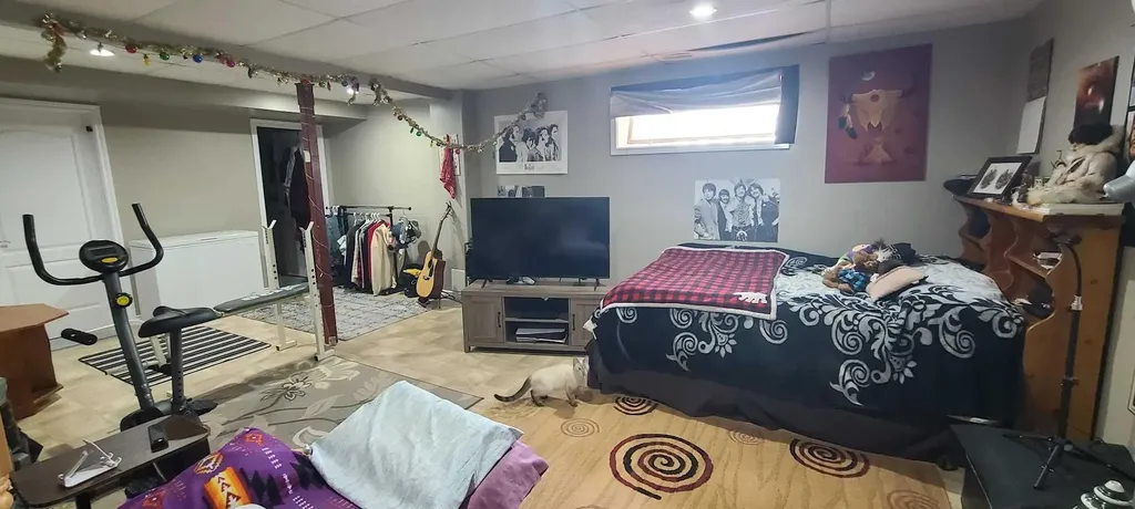 10417 89 Street Peace River AB T8S1N9