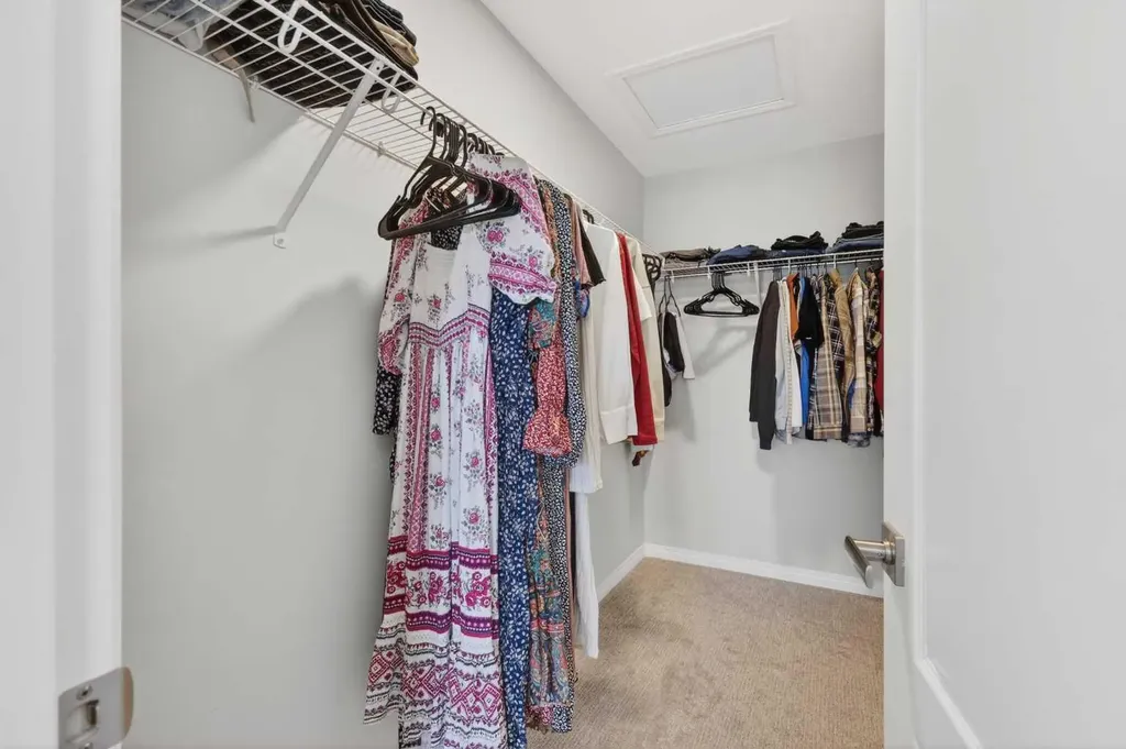 132 Seton Villas SE Calgary AB T3M 3L9