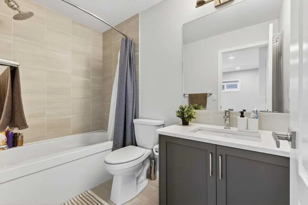 132 Seton Villas SE Calgary AB T3M 3L9