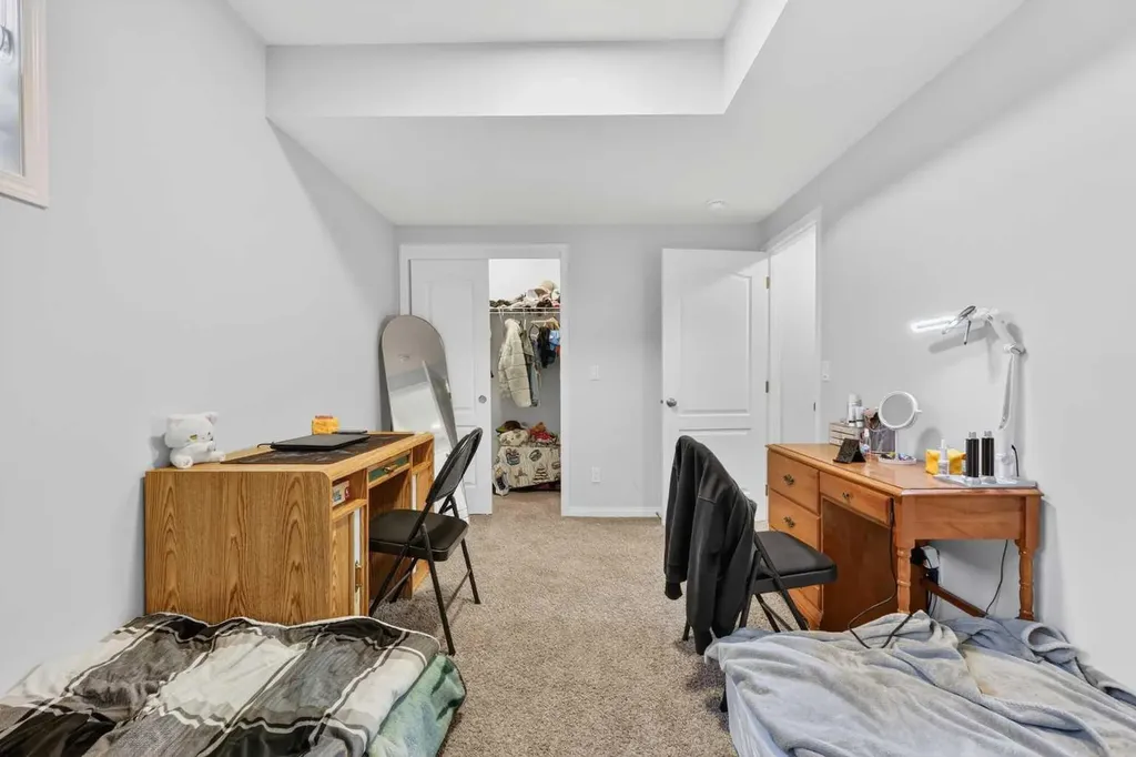 132 Seton Villas SE Calgary AB T3M 3L9