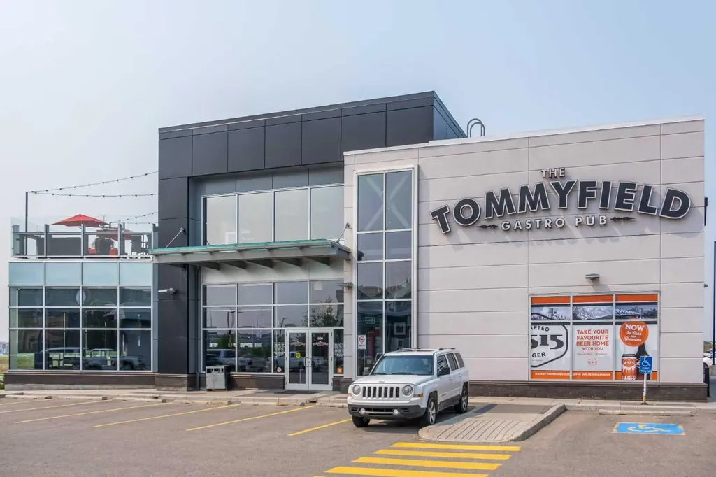132 Seton Villas SE Calgary AB T3M 3L9