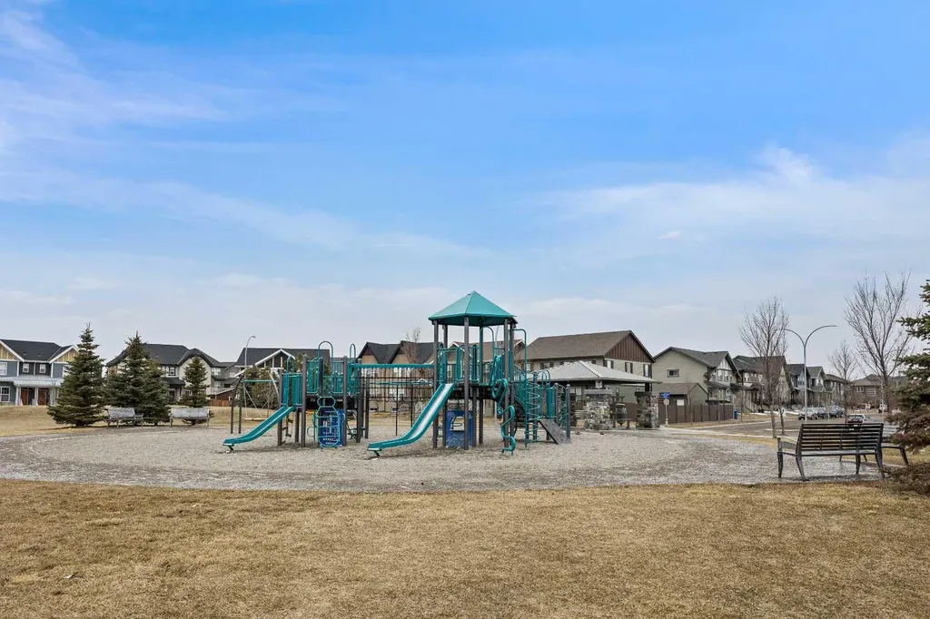 132 Seton Villas SE Calgary AB T3M 3L9