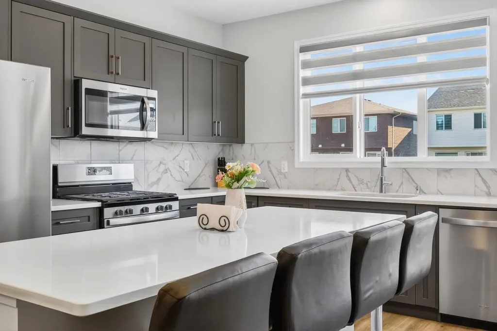 132 Seton Villas SE Calgary AB T3M 3L9
