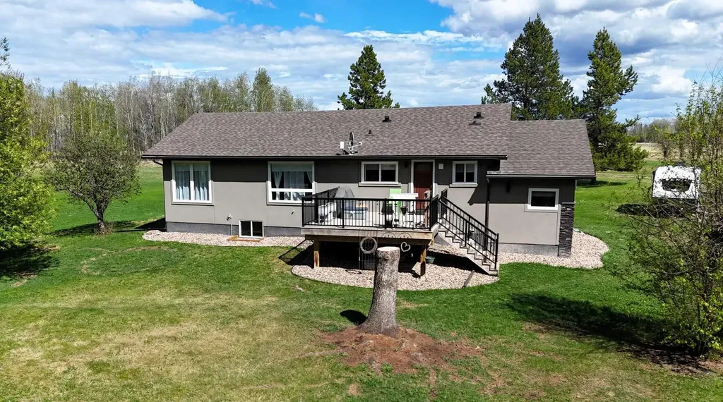 12428 Township Road 532 Township Rural Yellowhead County AB T7E 5A2