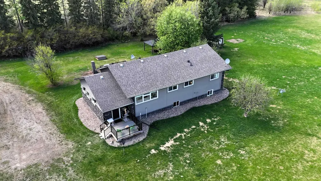 12428 Township Road 532 Township Rural Yellowhead County AB T7E 5A2