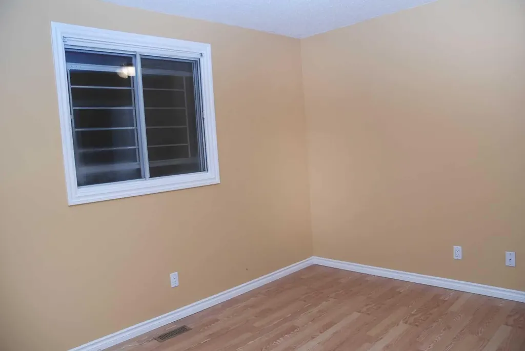 884 Rundlecairn Way NE Calgary AB T1Y 2R7
