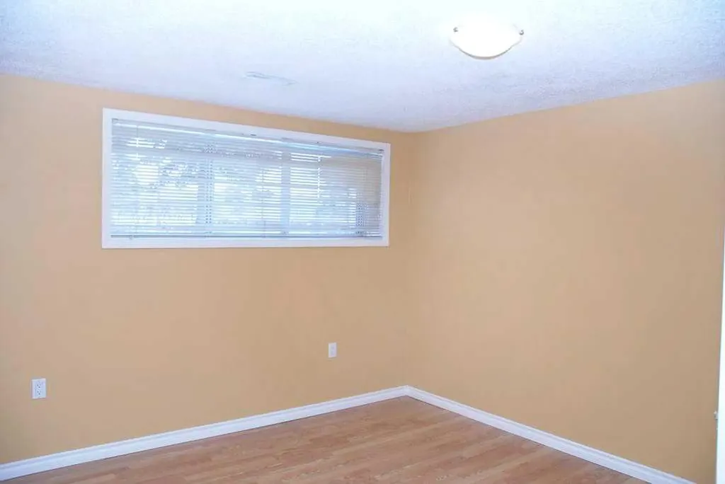 884 Rundlecairn Way NE Calgary AB T1Y 2R7