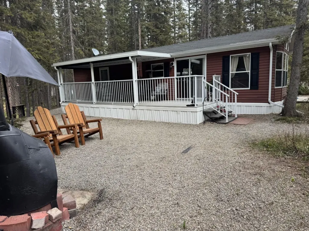 25 Timber Trail Sundre AB T0M 1X0