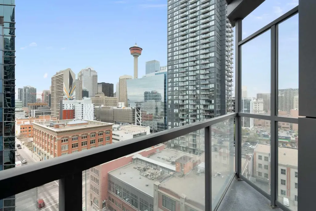 225 11 Avenue SE Calgary AB T2G 0G3