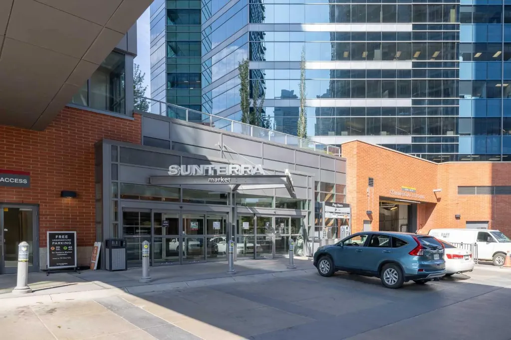 225 11 Avenue SE Calgary AB T2G 0G3
