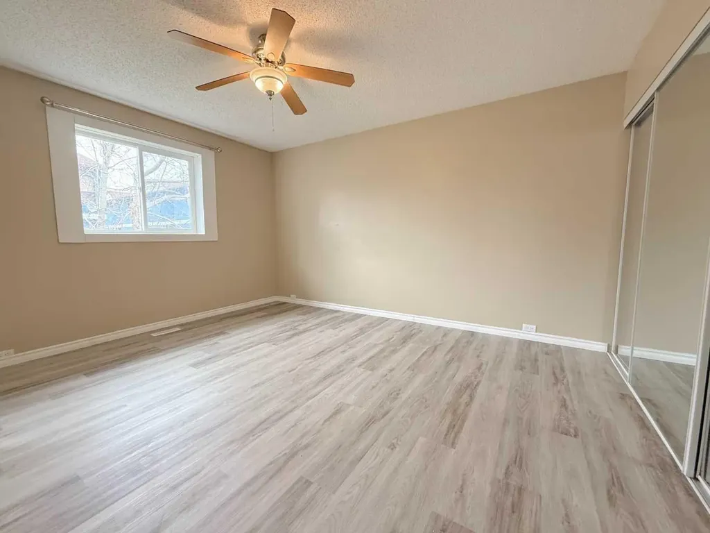 3209 45 Avenue Athabasca AB T9S 1P1