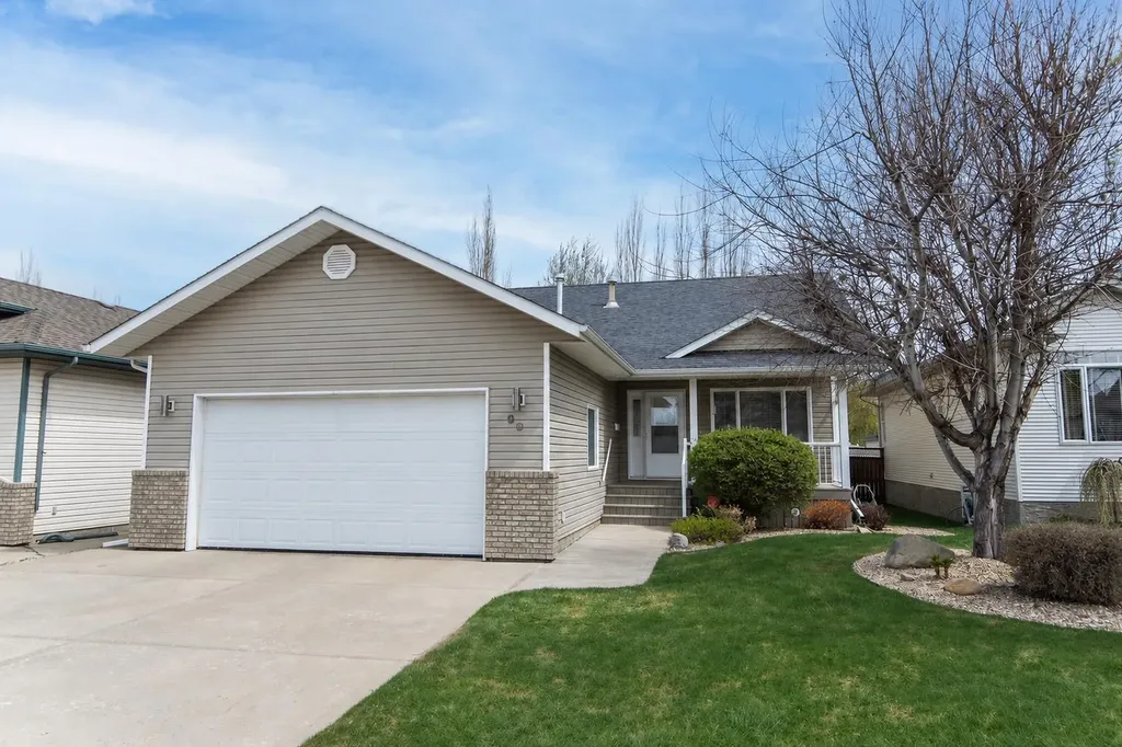 90 Alberts Close Red Deer AB T4R 3J7