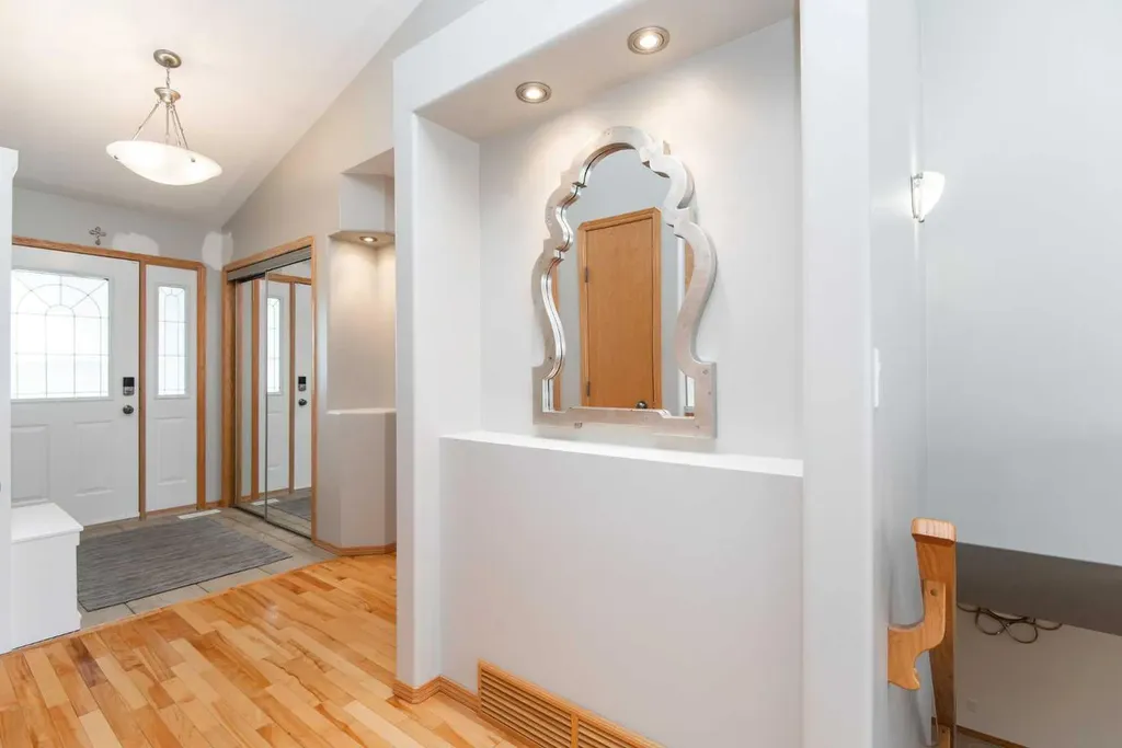 90 Alberts Close Red Deer AB T4R 3J7
