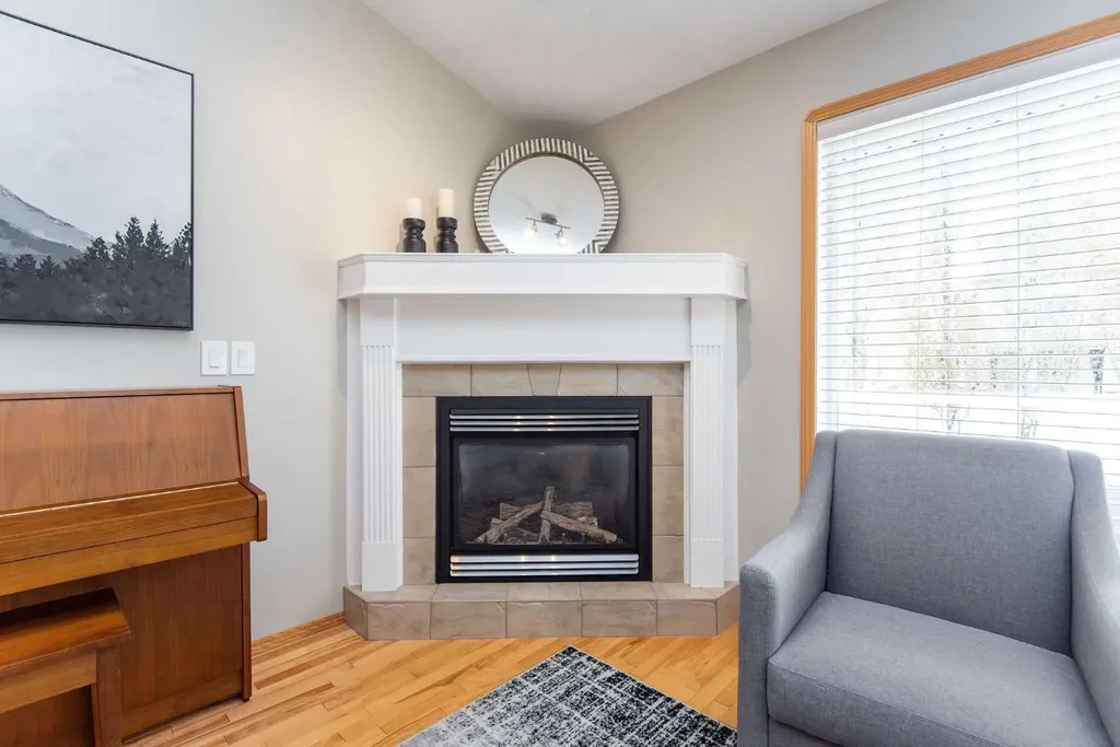 90 Alberts Close Red Deer AB T4R 3J7