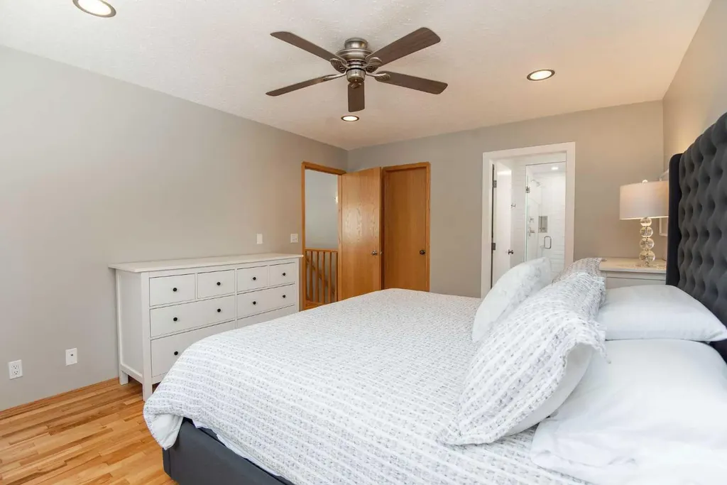 90 Alberts Close Red Deer AB T4R 3J7