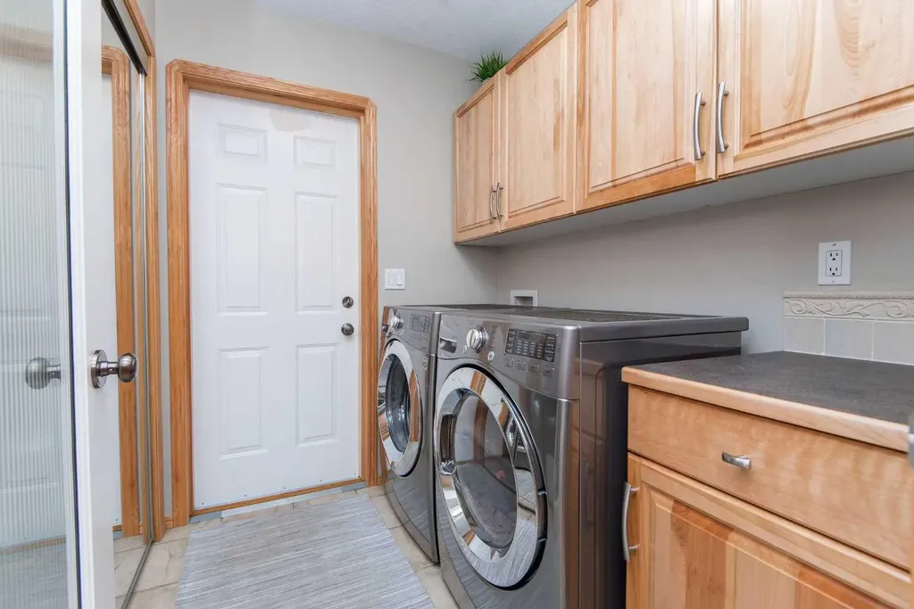 90 Alberts Close Red Deer AB T4R 3J7