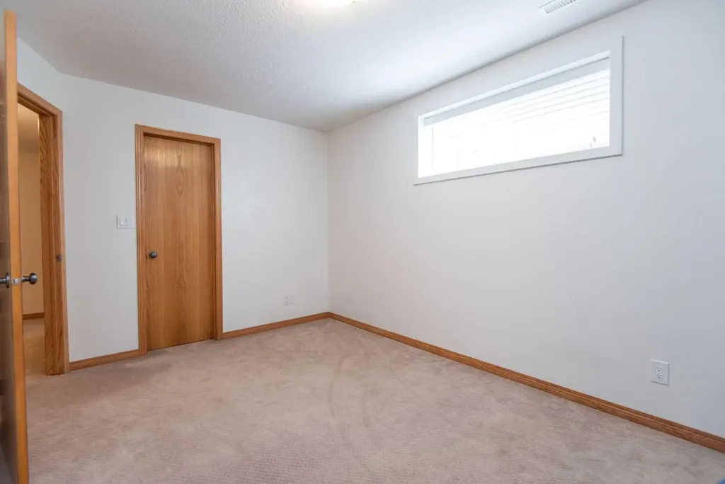 90 Alberts Close Red Deer AB T4R 3J7