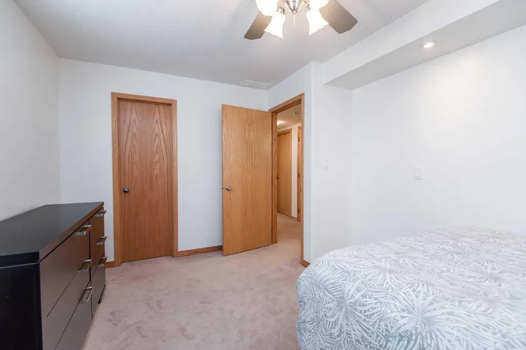90 Alberts Close Red Deer AB T4R 3J7