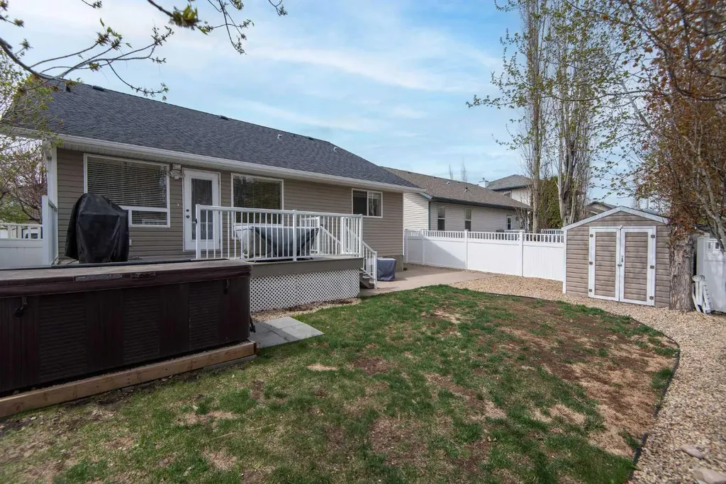 90 Alberts Close Red Deer AB T4R 3J7