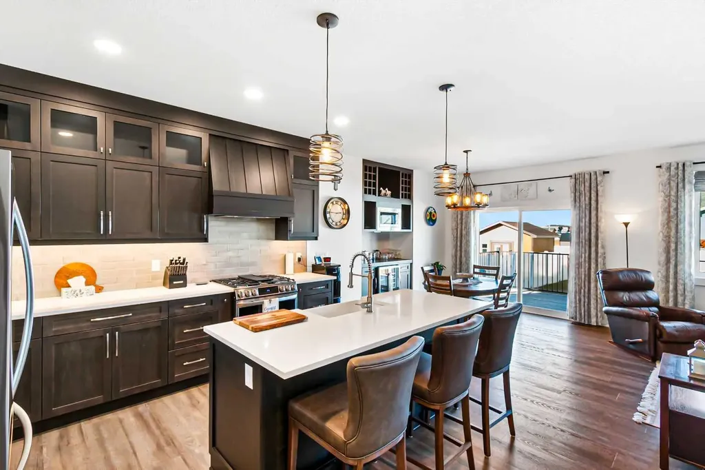 40 Viceroy Crescent Olds AB T4H 0G2