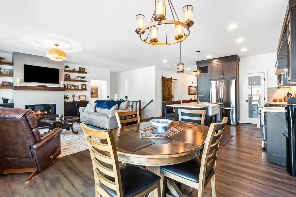 40 Viceroy Crescent Olds AB T4H 0G2