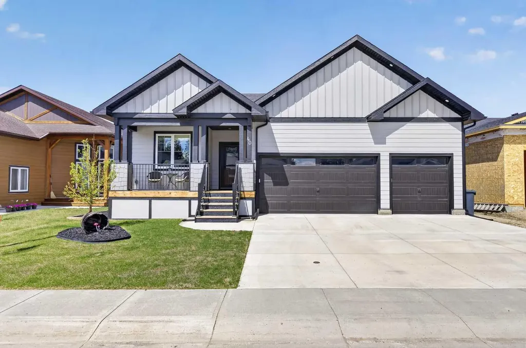 40 Viceroy Crescent Olds AB T4H 0G2