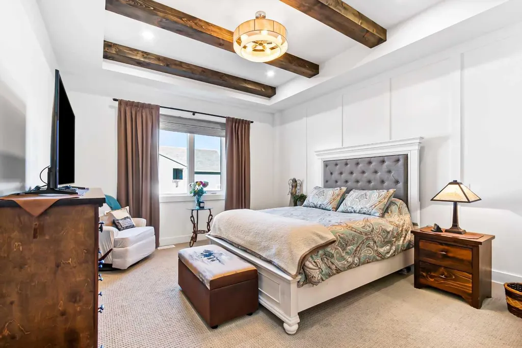 40 Viceroy Crescent Olds AB T4H 0G2