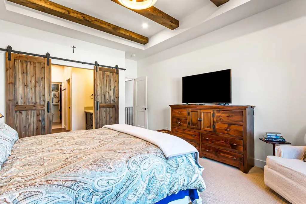 40 Viceroy Crescent Olds AB T4H 0G2